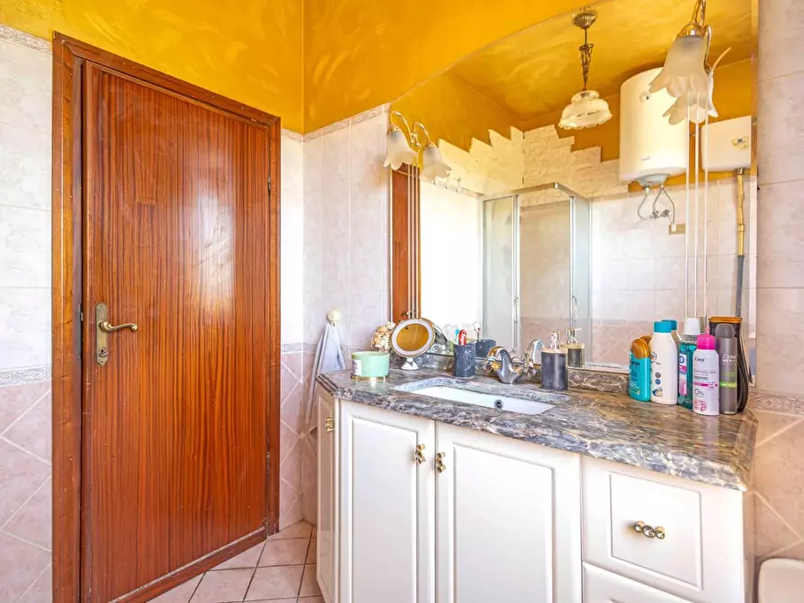 Immagine 32 di Casa indipendente in vendita  a Santa Maria A Monte