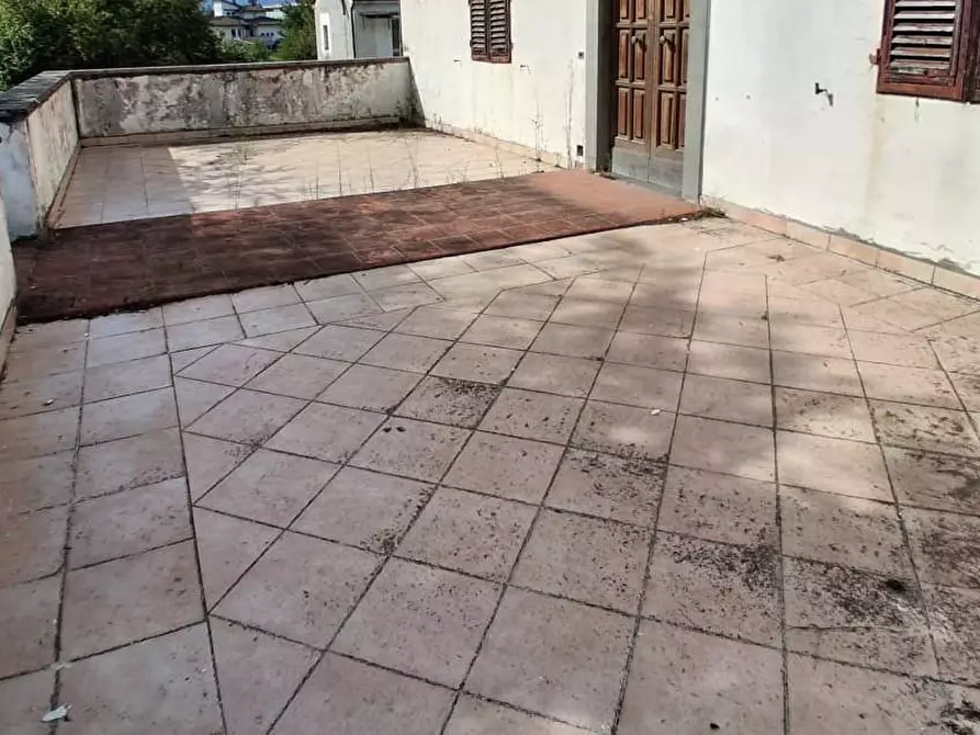 Immagine 11 di Appartamento in vendita  a Capannori