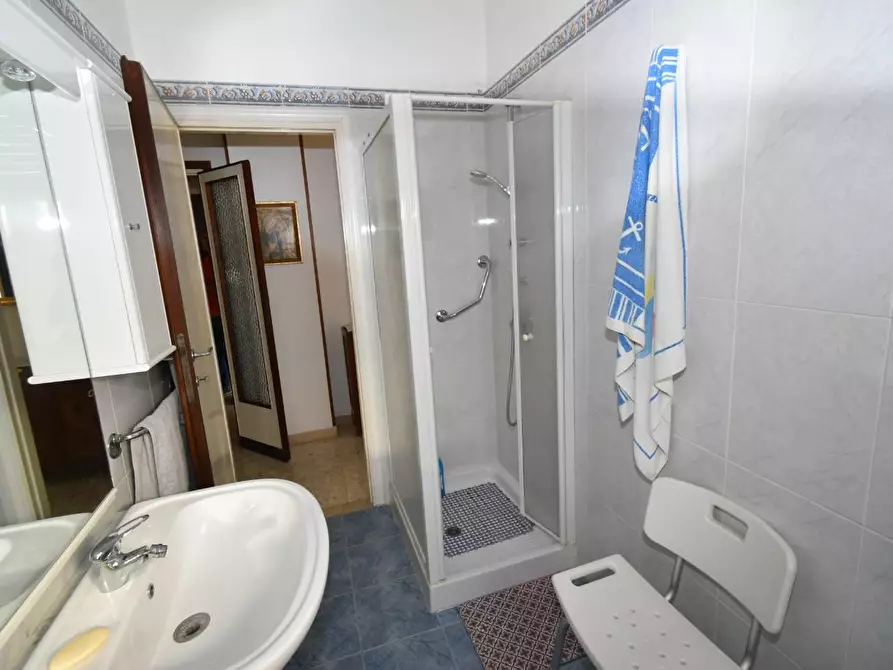 Immagine 11 di Appartamento in vendita  a Pisa