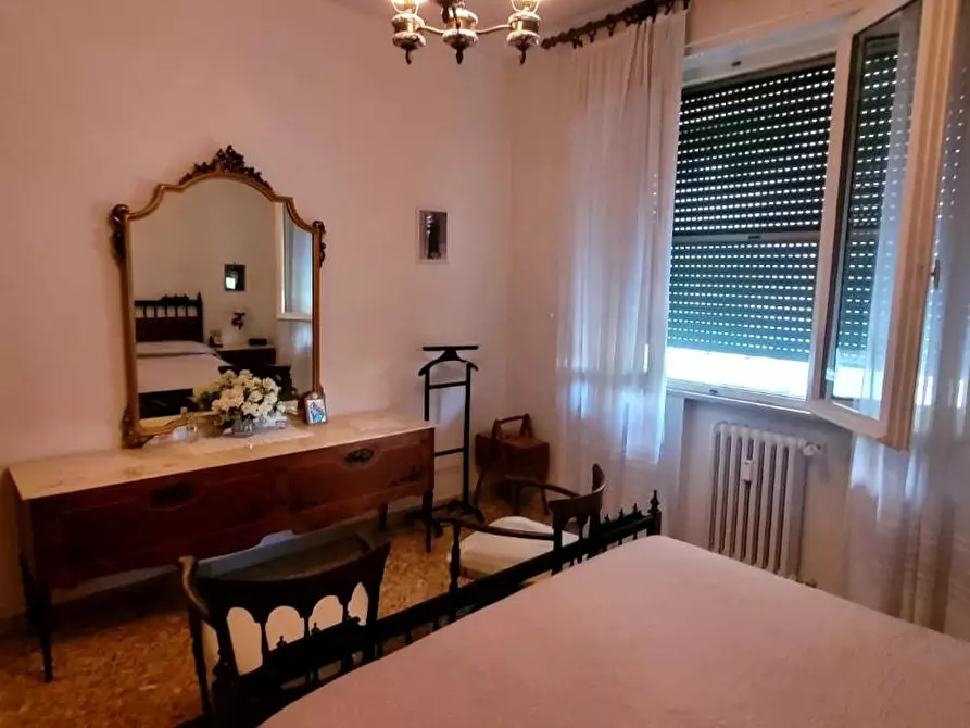 Immagine 39 di Appartamento in vendita  a Pisa