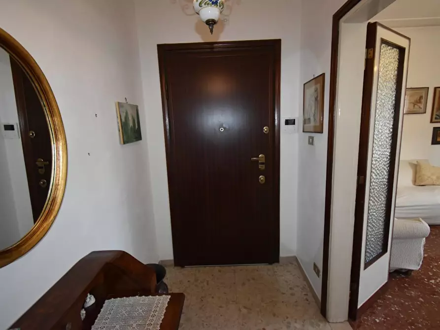 Immagine 20 di Appartamento in vendita  a Pisa