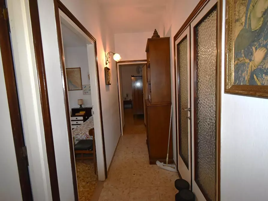 Immagine 22 di Appartamento in vendita  a Pisa