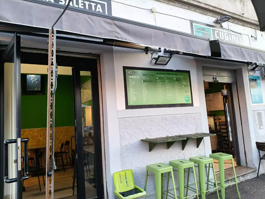 Immagine 2 di Attività commerciale in vendita  a Livorno