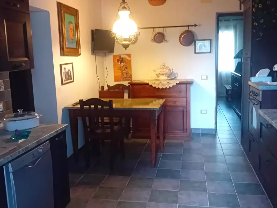 Immagine 3 di Appartamento in vendita  a Capannori