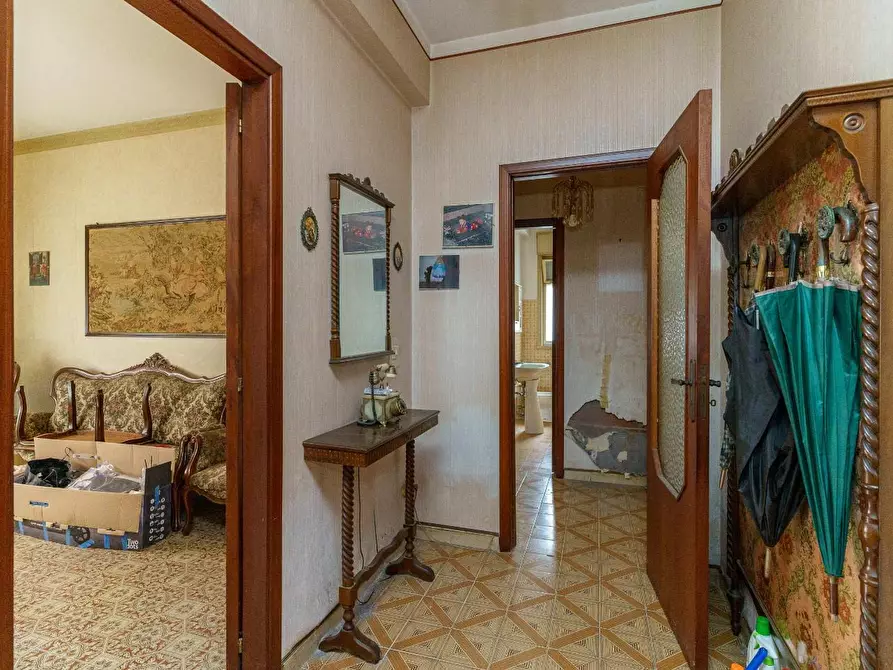 Immagine 11 di Appartamento in vendita  a Catania