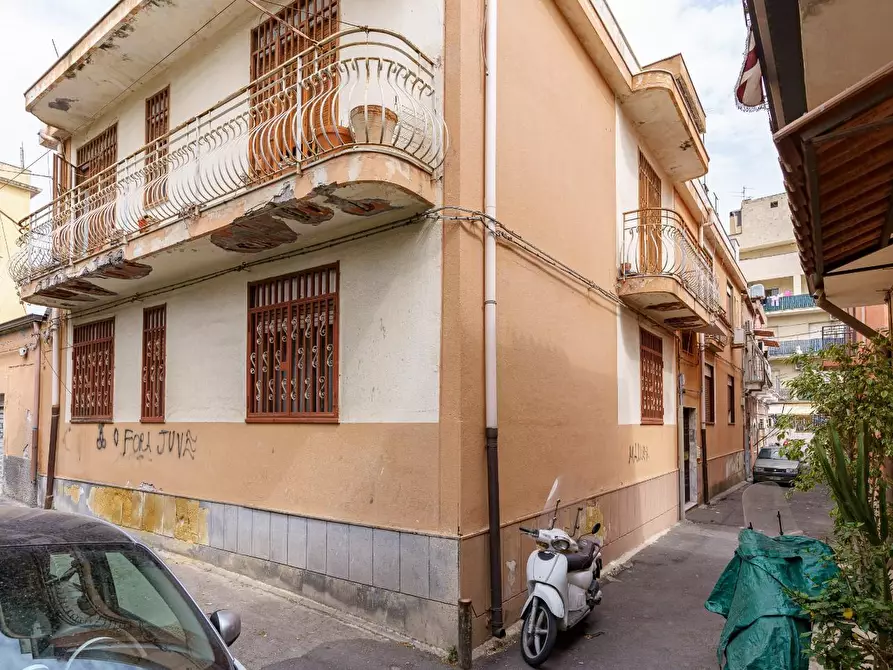 Immagine 19 di Appartamento in vendita  a Catania