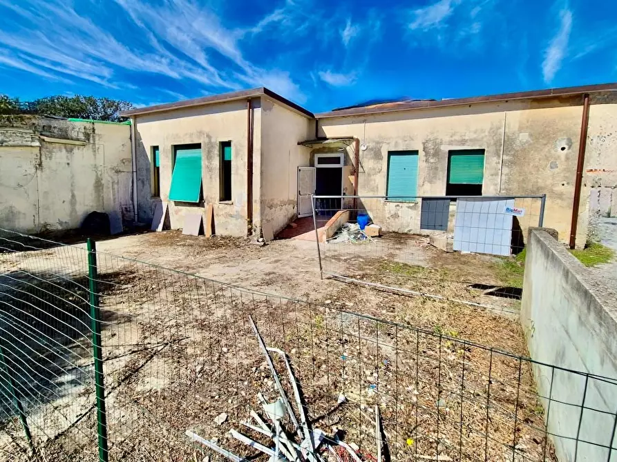 casa indipendente in vendita a Pisa in zona Riglione