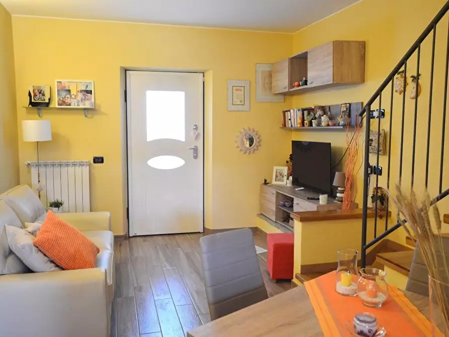 Immagine 1 di Terratetto in vendita  a Capannori