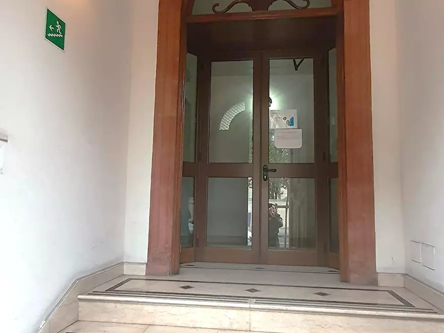 Immagine 15 di Appartamento in affitto  a Pisa