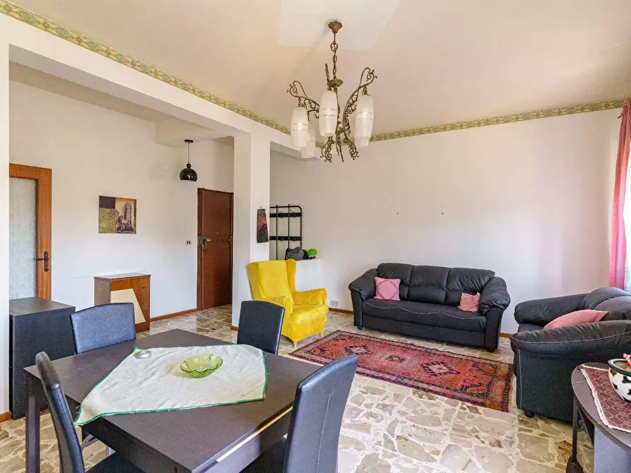 Immagine 5 di Appartamento in vendita  a Catania