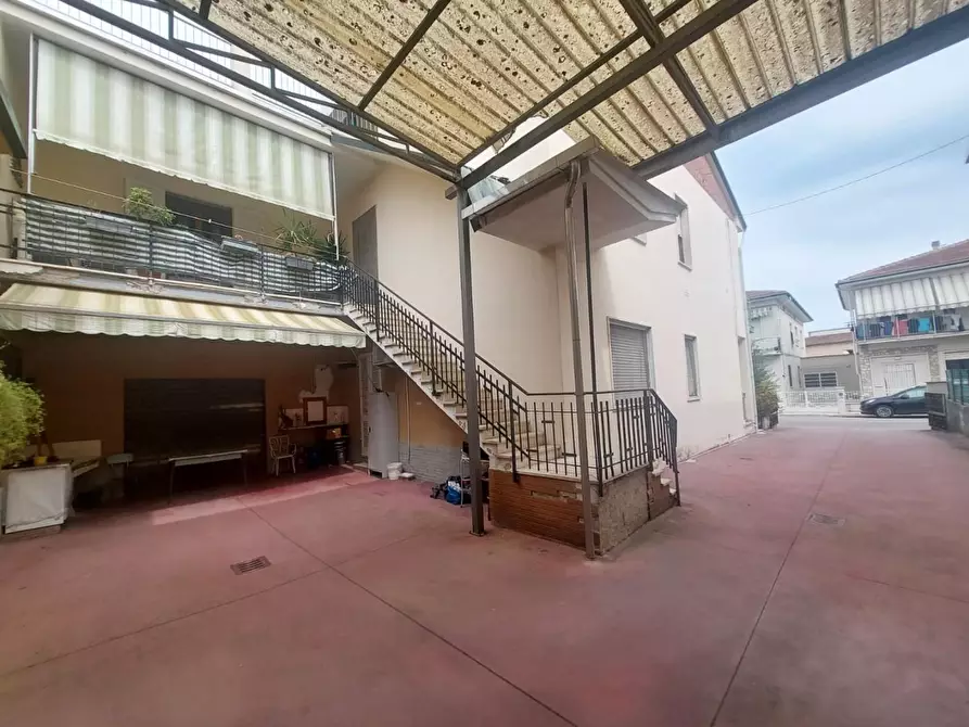 Immagine 4 di Appartamento in vendita  a Castelfranco Di Sotto