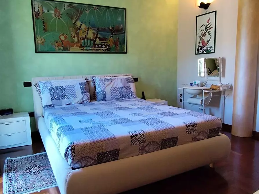 Immagine 39 di Villetta a schiera in vendita  a Calci