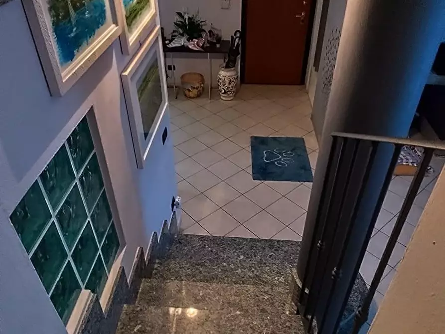 Immagine 19 di Villetta a schiera in vendita  a Calci