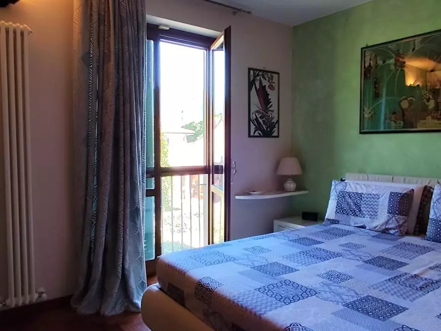 Immagine 38 di Villetta a schiera in vendita  a Calci