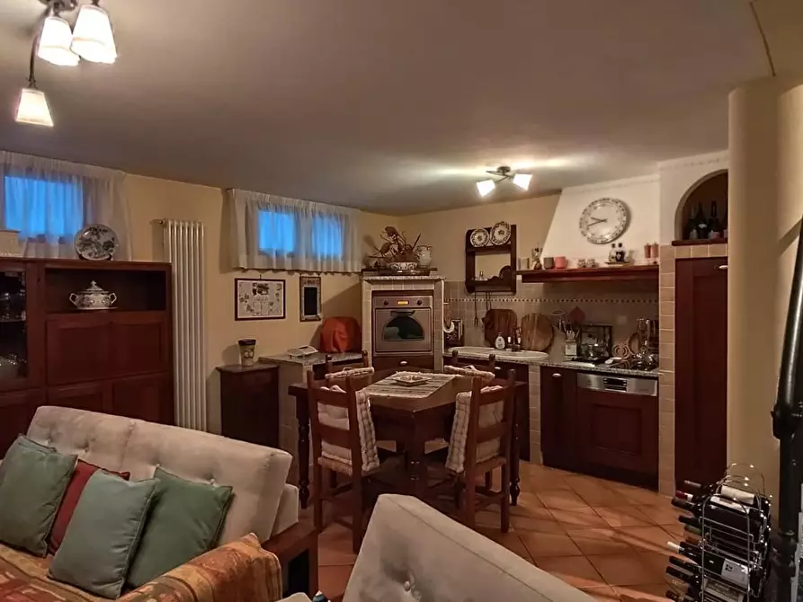 Immagine 9 di Villetta a schiera in vendita  a Calci