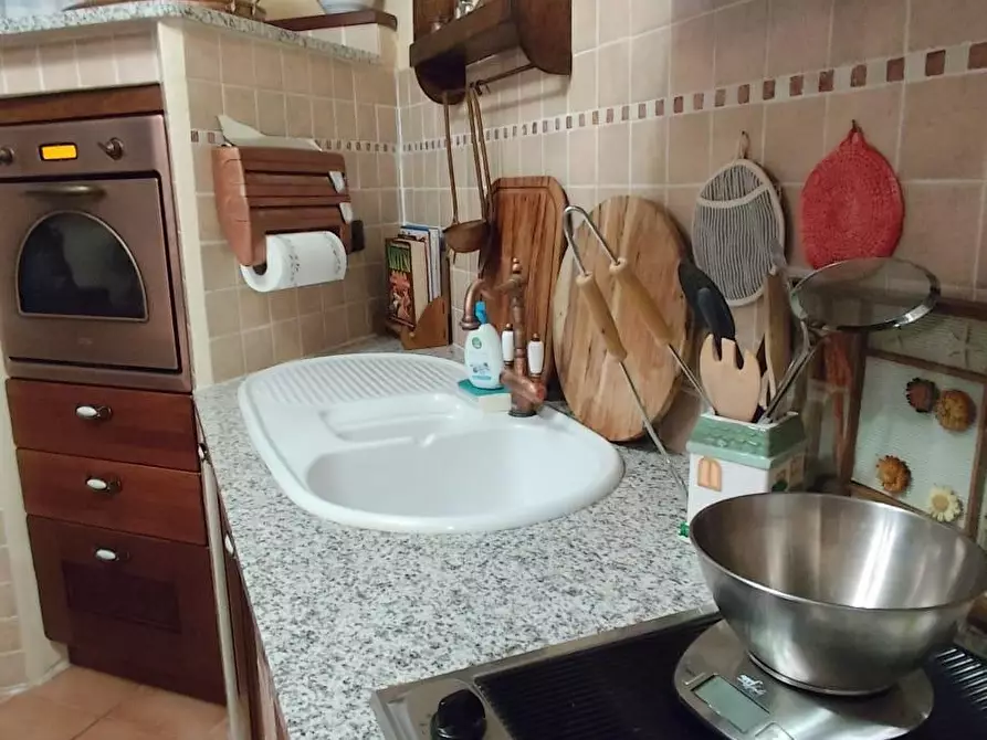 Immagine 11 di Villetta a schiera in vendita  a Calci