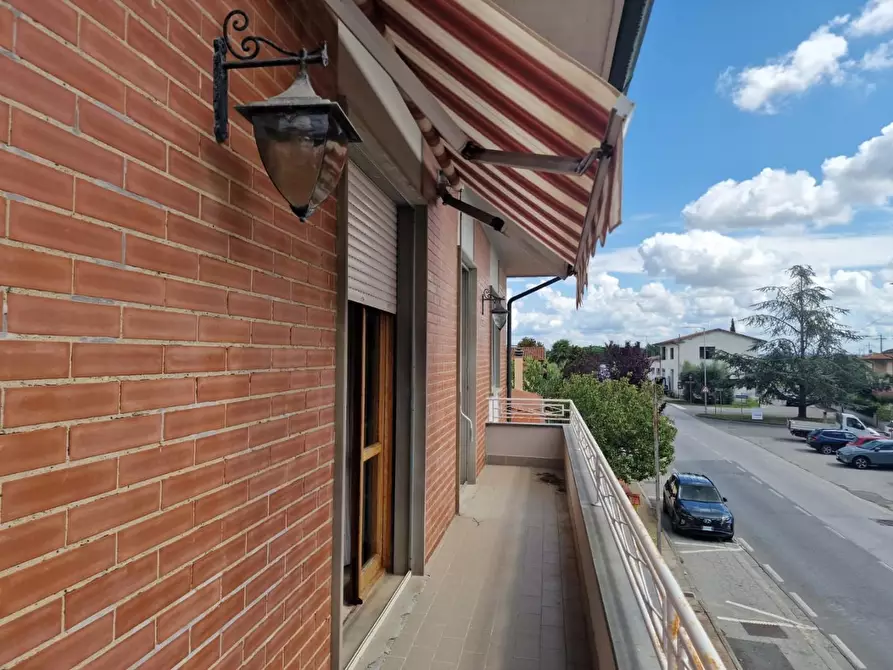 Immagine 4 di Casa semindipendente in vendita  a Crespina Lorenzana