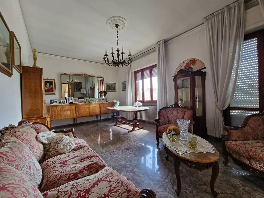 Immagine 12 di Casa semindipendente in vendita  a Crespina Lorenzana