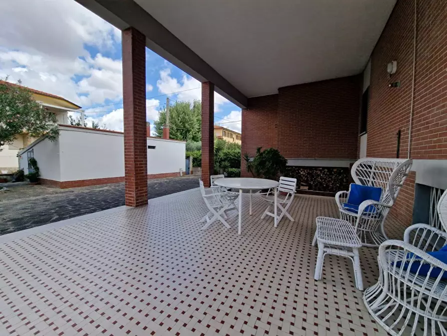 Immagine 6 di Casa semindipendente in vendita  a Crespina Lorenzana