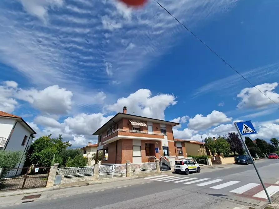 Immagine 5 di Casa semindipendente in vendita  a Crespina Lorenzana