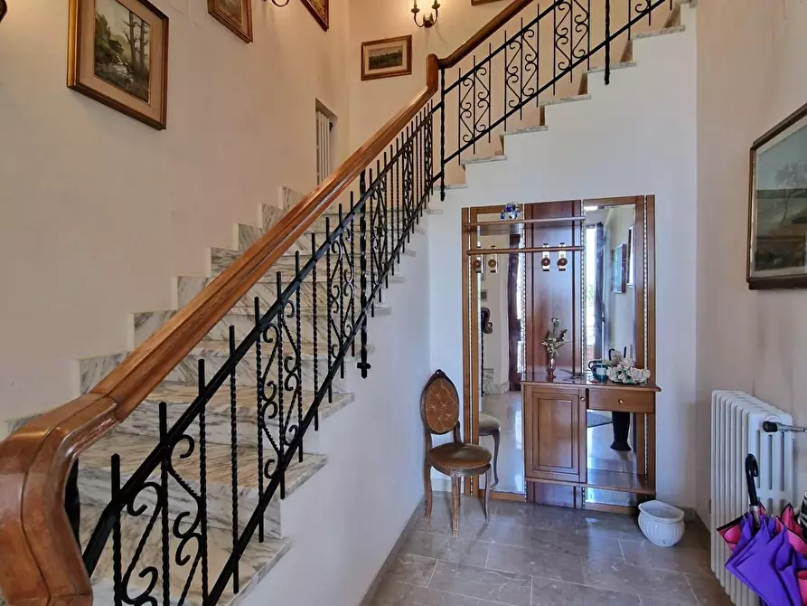 Immagine 8 di Casa semindipendente in vendita  a Crespina Lorenzana