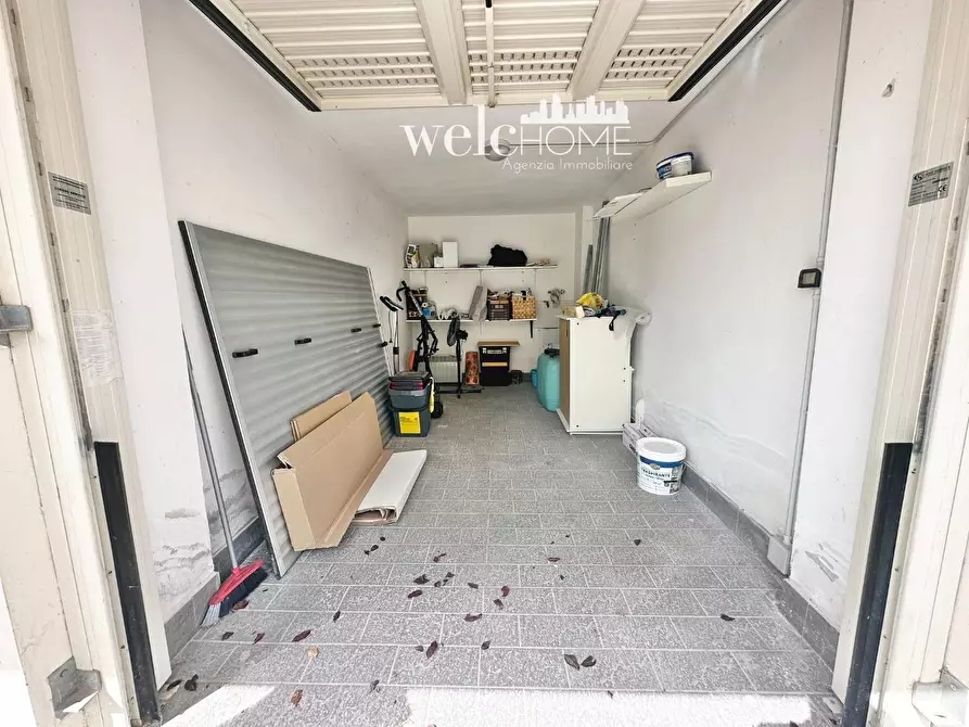 Immagine 26 di Appartamento in vendita  a Campi Bisenzio