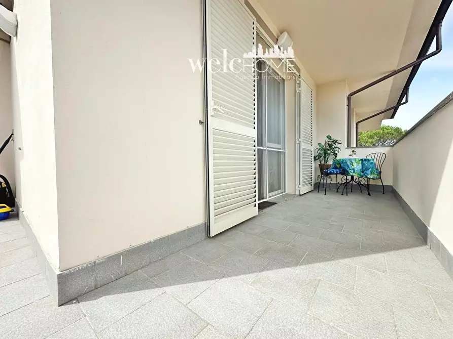 Immagine 22 di Appartamento in vendita  a Campi Bisenzio