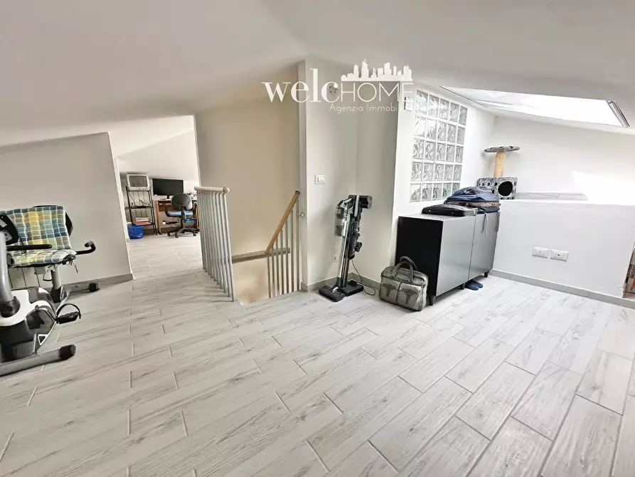 Immagine 15 di Appartamento in vendita  a Campi Bisenzio