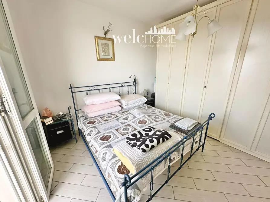 Immagine 32 di Appartamento in vendita  a Campi Bisenzio