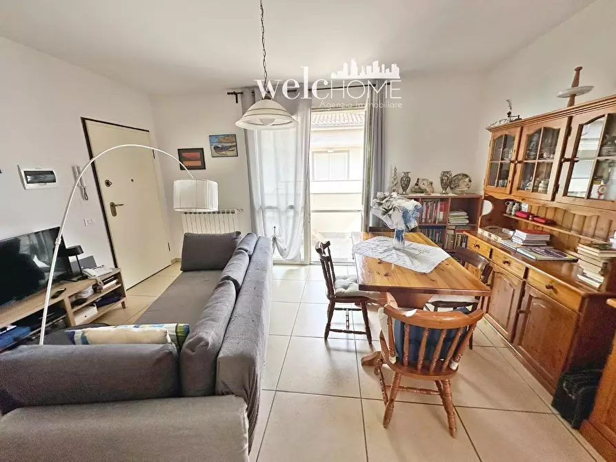 Immagine 2 di Appartamento in vendita  a Campi Bisenzio