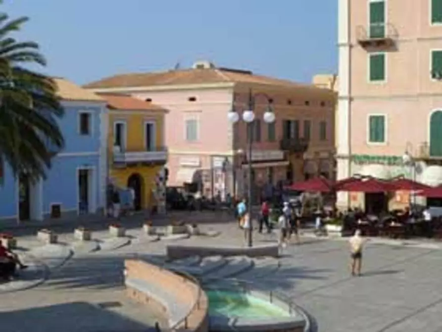 Immagine 36 di Appartamento in vendita  a Santa Teresa Gallura