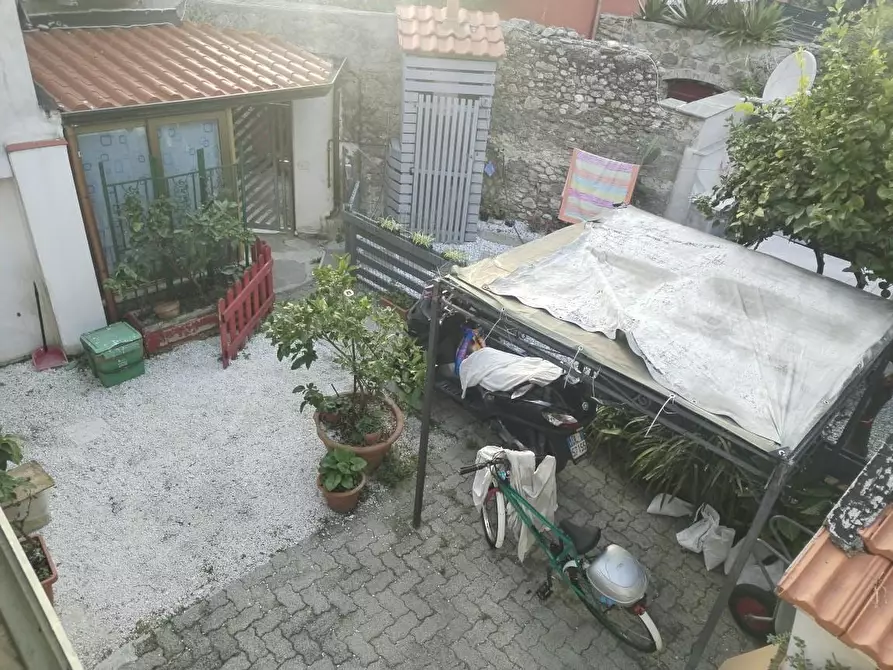 Immagine 4 di Casa semindipendente in vendita  a Massa