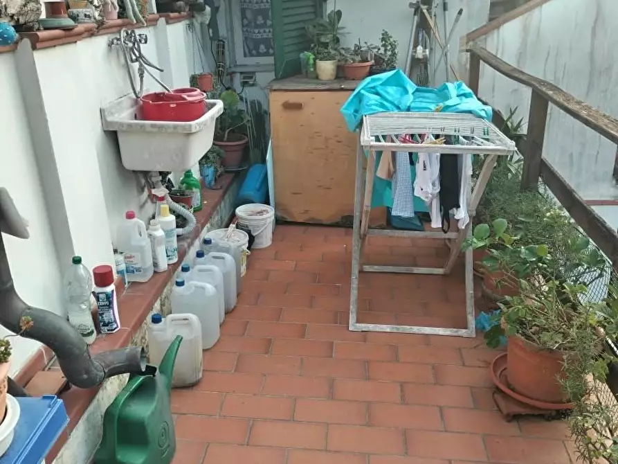 Immagine 5 di Casa semindipendente in vendita  a Massa