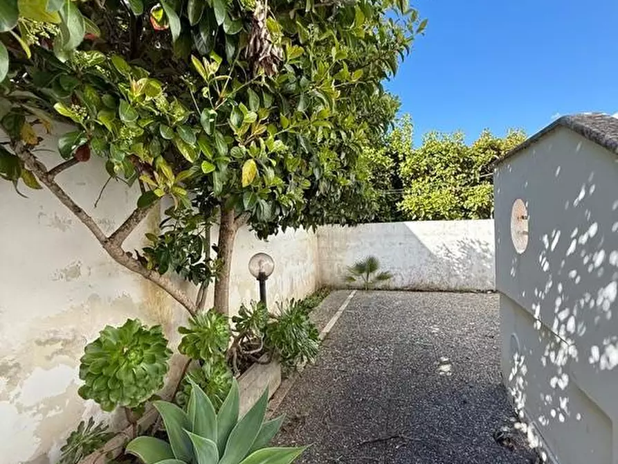 Immagine 22 di Appartamento in vendita  a Melendugno