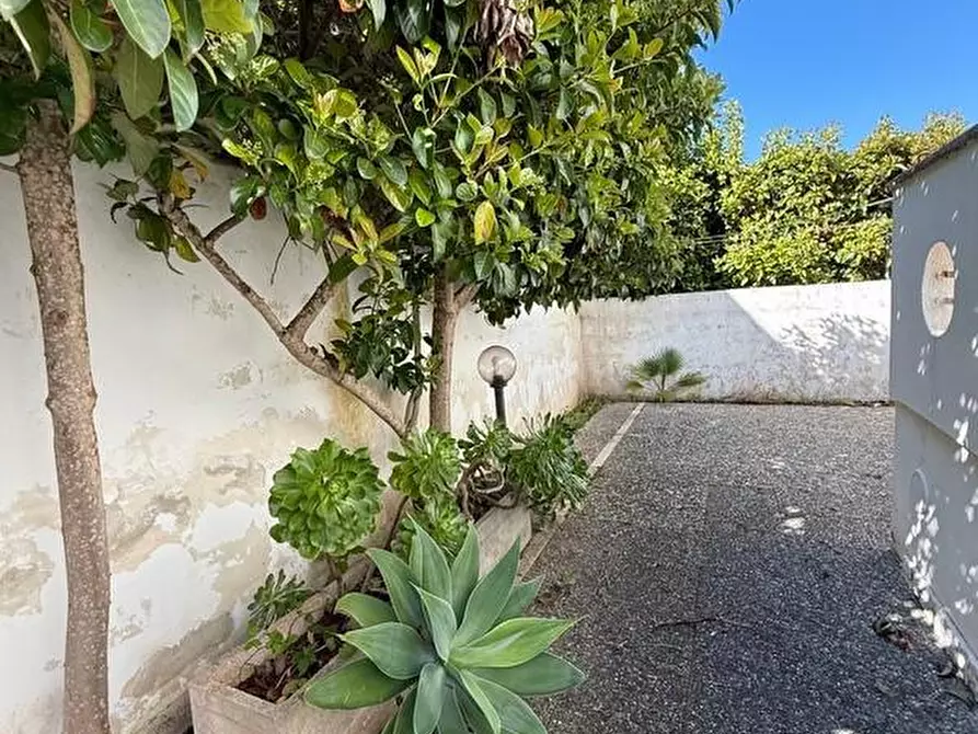 Immagine 21 di Appartamento in vendita  a Melendugno