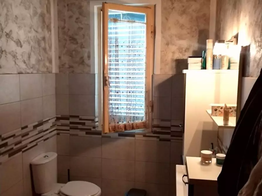 Immagine 6 di Casa semindipendente in vendita  a Massa