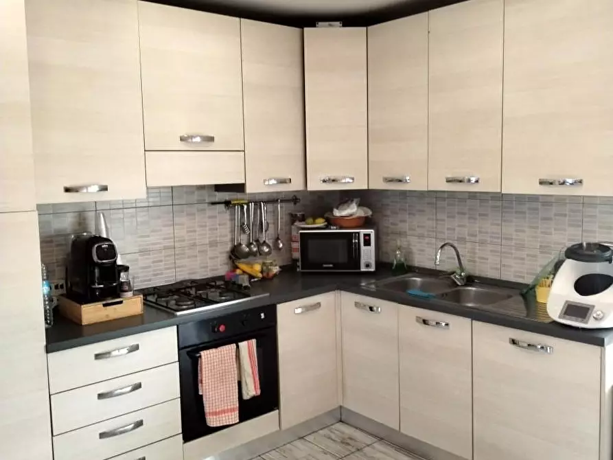 Immagine 4 di Casa semindipendente in vendita  a Massa