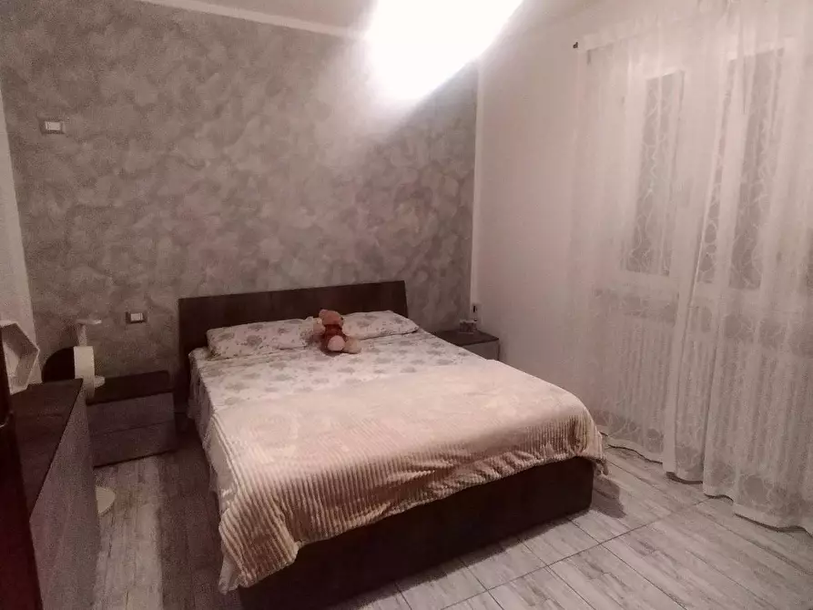 Immagine 9 di Casa semindipendente in vendita  a Massa