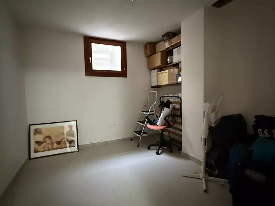 Immagine 23 di Appartamento in vendita  a Peccioli