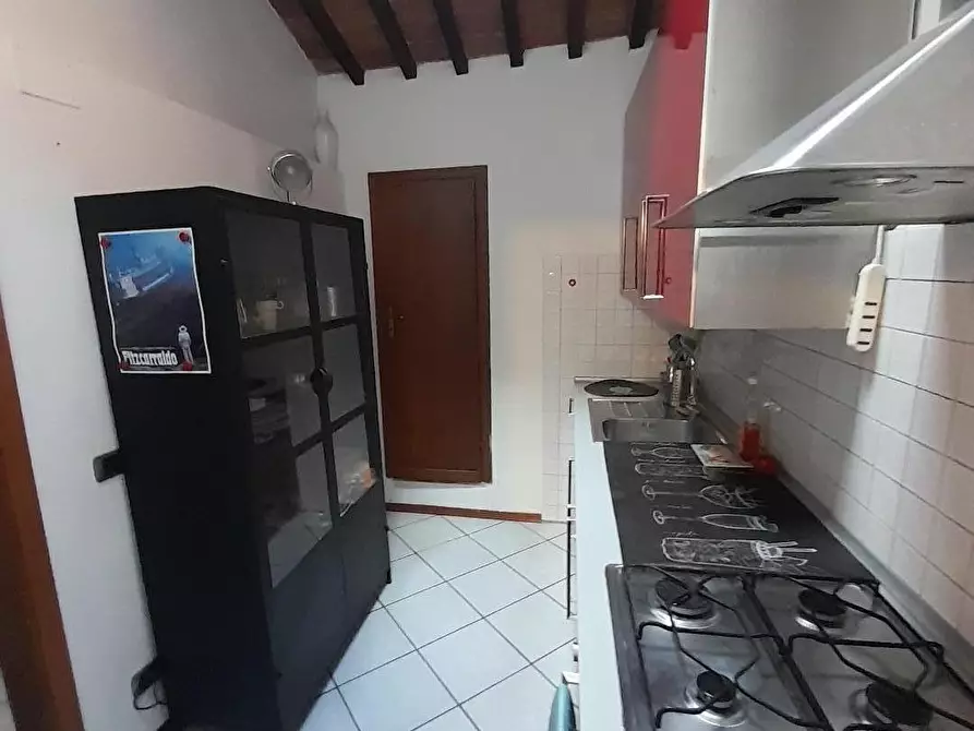 Immagine 14 di Appartamento in vendita  a Pisa