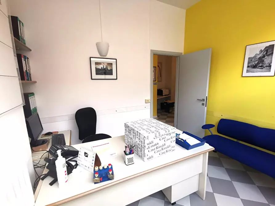 Immagine 2 di Ufficio in vendita  a Fucecchio