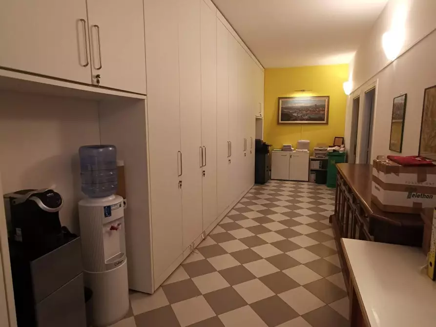 Immagine 5 di Ufficio in vendita  a Fucecchio