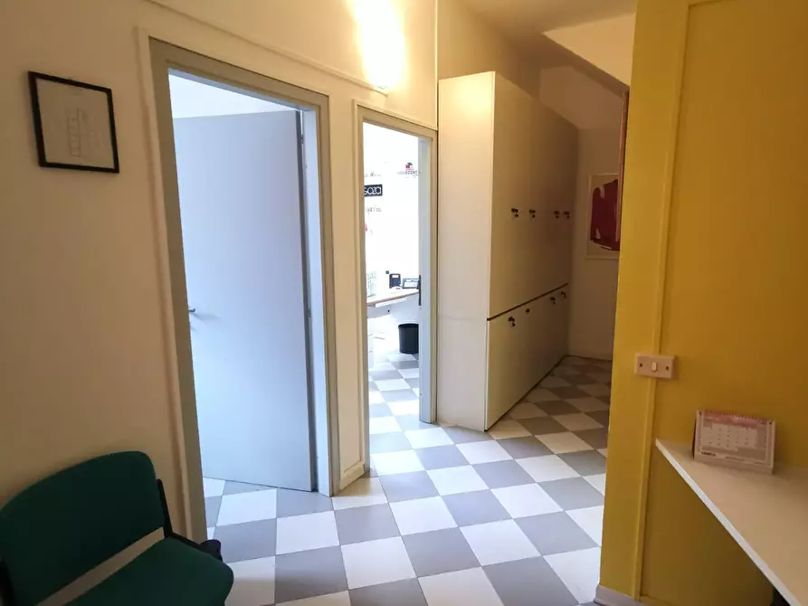 Immagine 7 di Ufficio in vendita  a Fucecchio