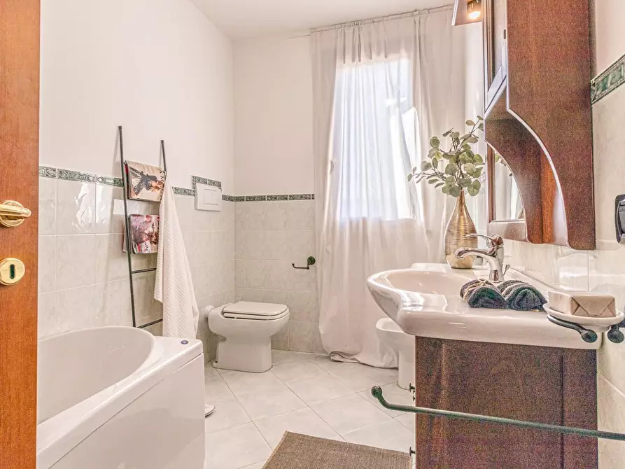 Immagine 51 di Villetta a schiera in vendita  a Santa Croce Sull'arno