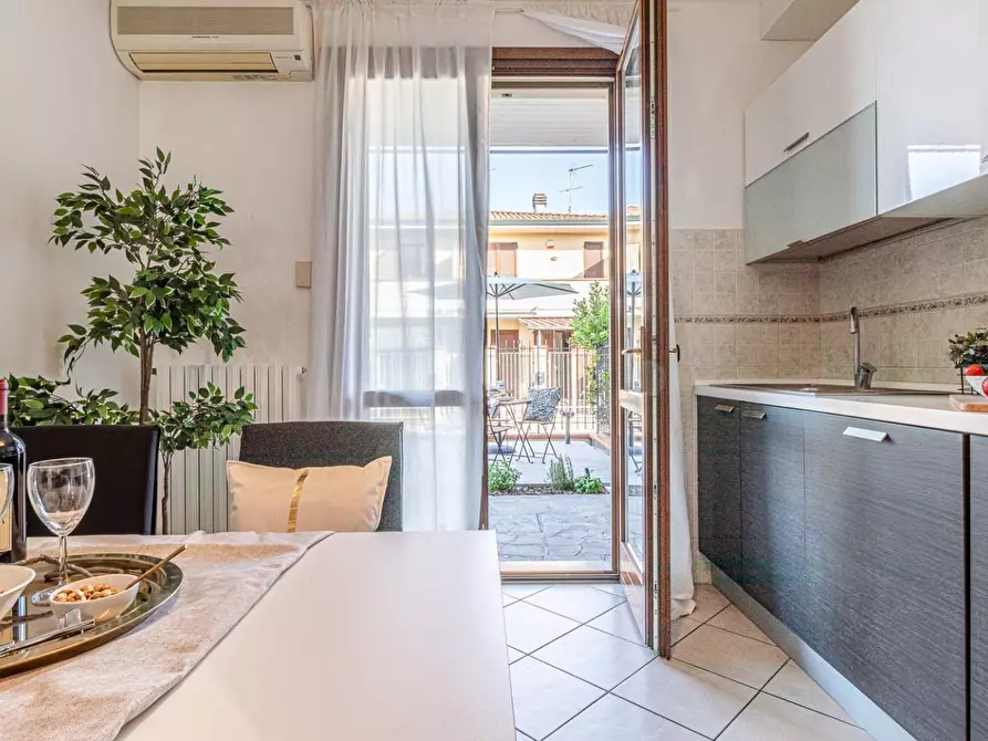 Immagine 26 di Villetta a schiera in vendita  a Santa Croce Sull'arno