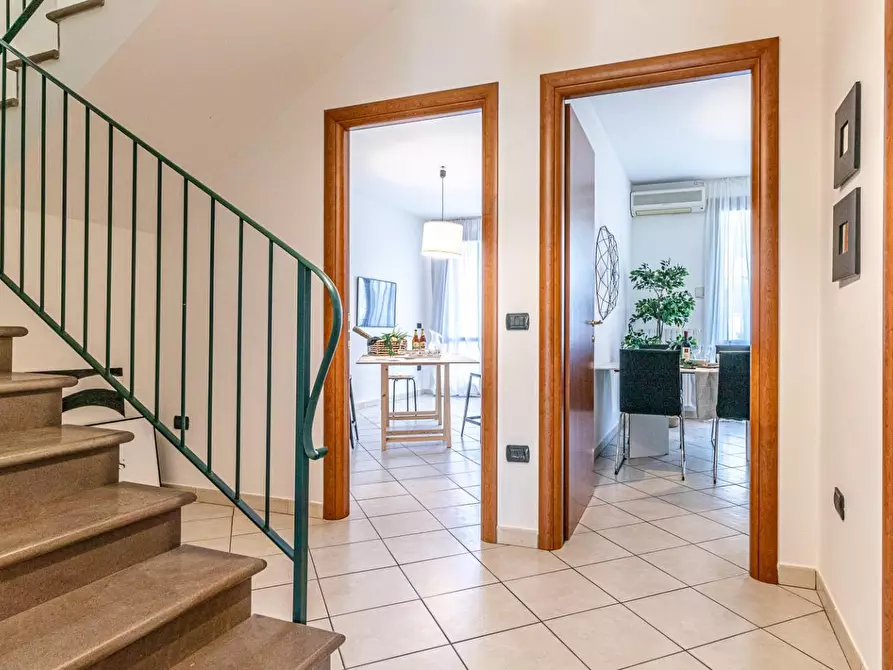 Immagine 16 di Villetta a schiera in vendita  a Santa Croce Sull'arno