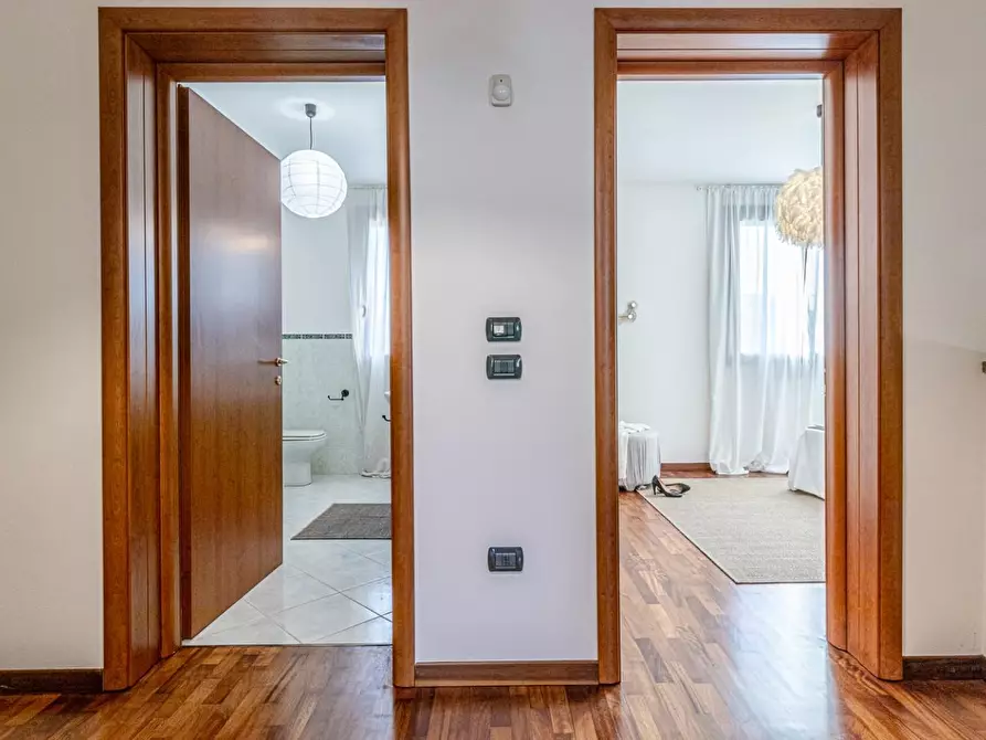 Immagine 39 di Villetta a schiera in vendita  a Santa Croce Sull'arno