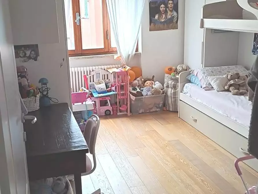 Immagine 9 di Appartamento in vendita  a Carrara