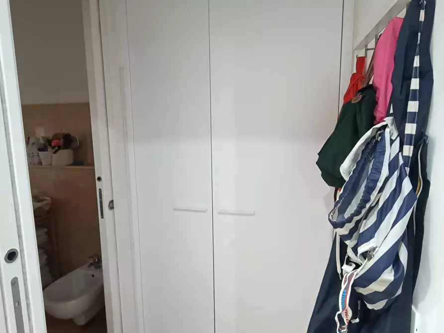 Immagine 10 di Appartamento in vendita  a Carrara