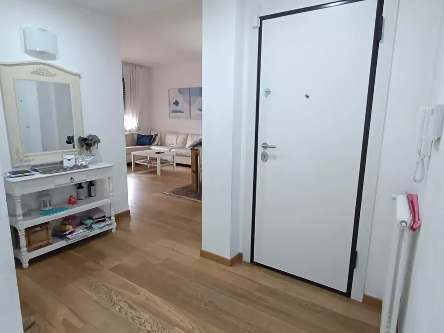 Immagine 15 di Appartamento in vendita  a Carrara